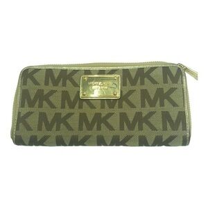 Michael Kors Monogram Jet Set Zip Monogram Full Size Wallet Brown EUC